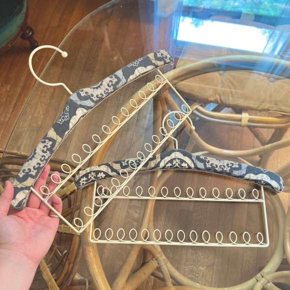 Set of 2 Boho Jewelry / Necklace Storage Organizer Hangers - Picture 2 of 3